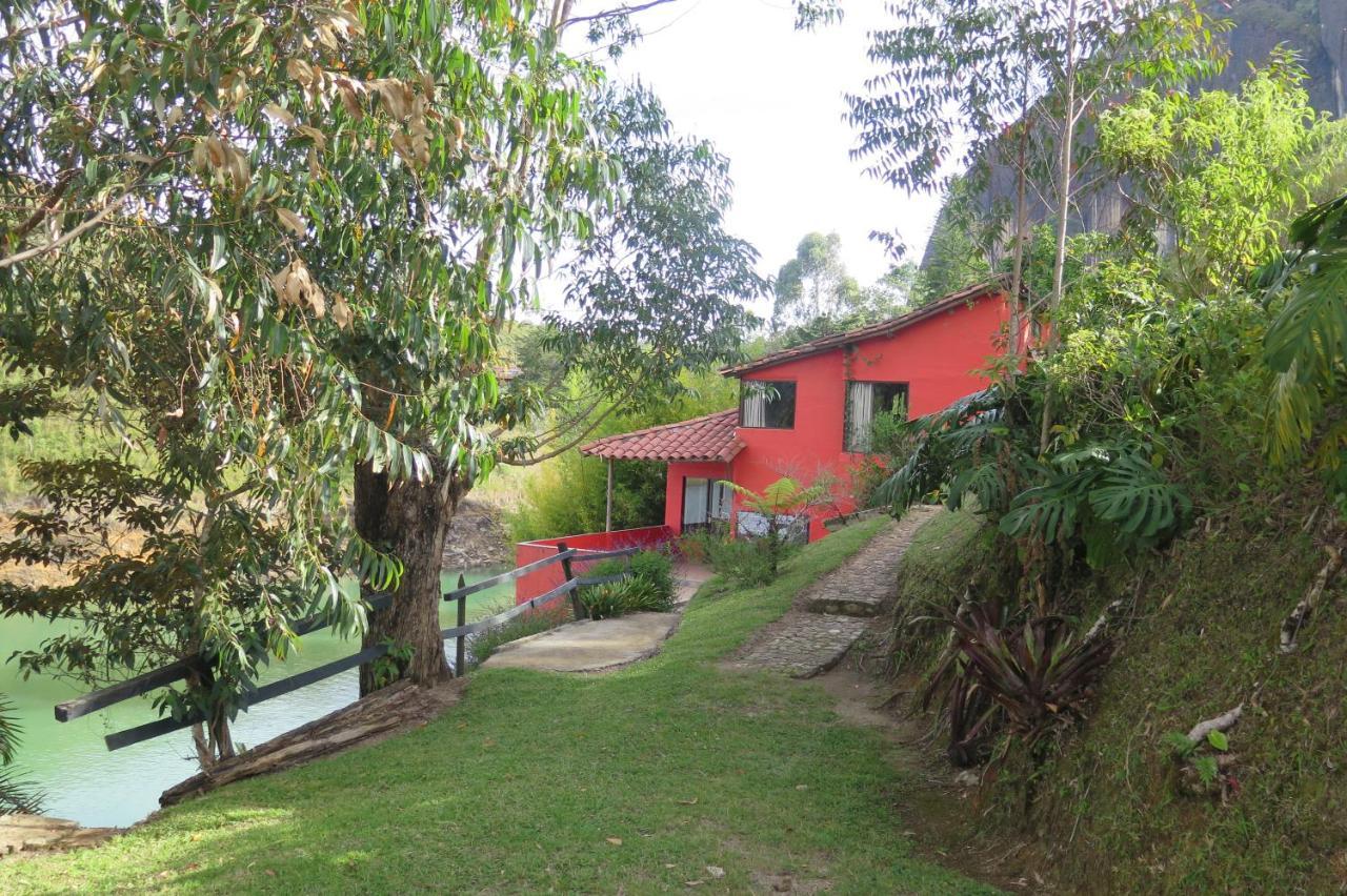 Ecolodge Bahia Del Penon Guatapé Eksteriør bilde