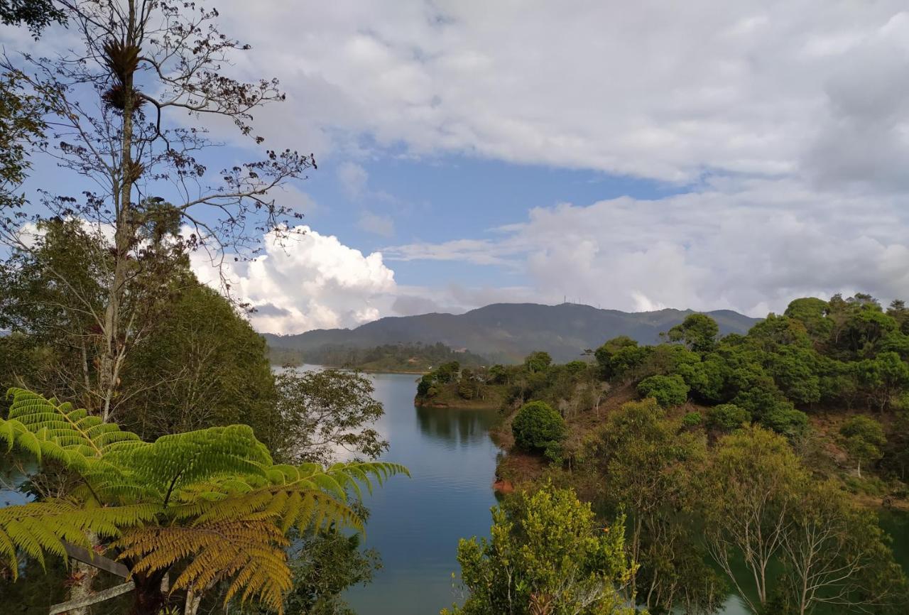 Ecolodge Bahia Del Penon Guatapé Eksteriør bilde