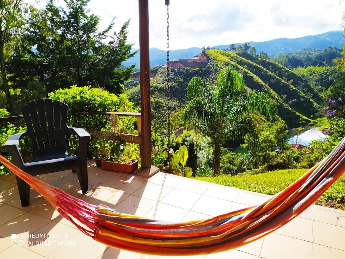 Ecolodge Bahia Del Penon Guatapé Eksteriør bilde