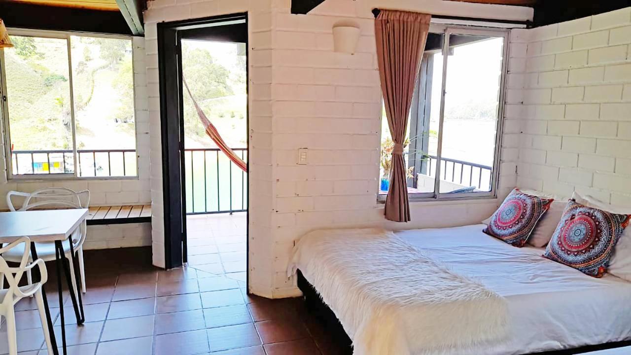 Ecolodge Bahia Del Penon Guatapé Eksteriør bilde
