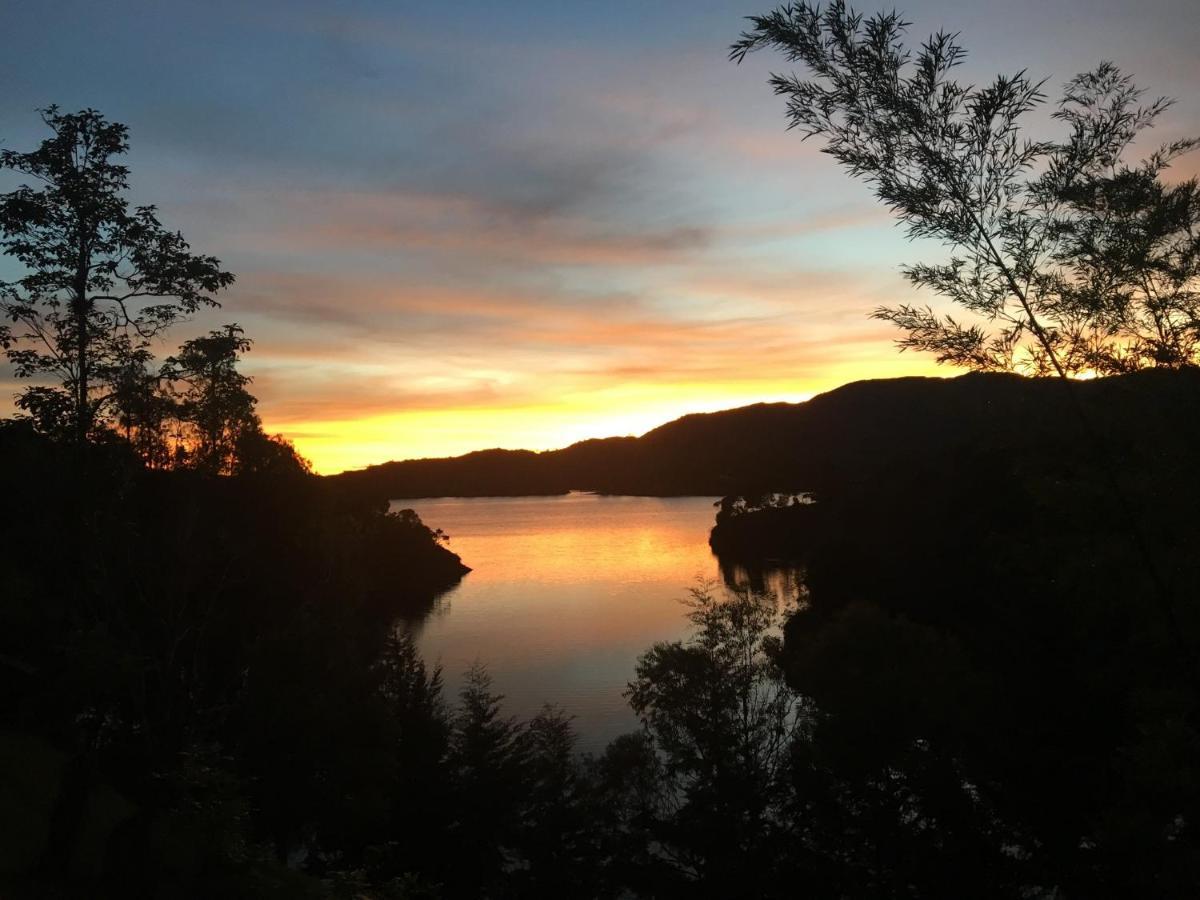 Ecolodge Bahia Del Penon Guatapé Eksteriør bilde