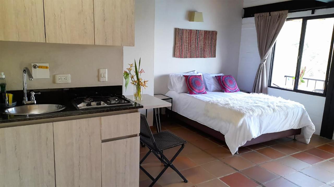 Ecolodge Bahia Del Penon Guatapé Eksteriør bilde