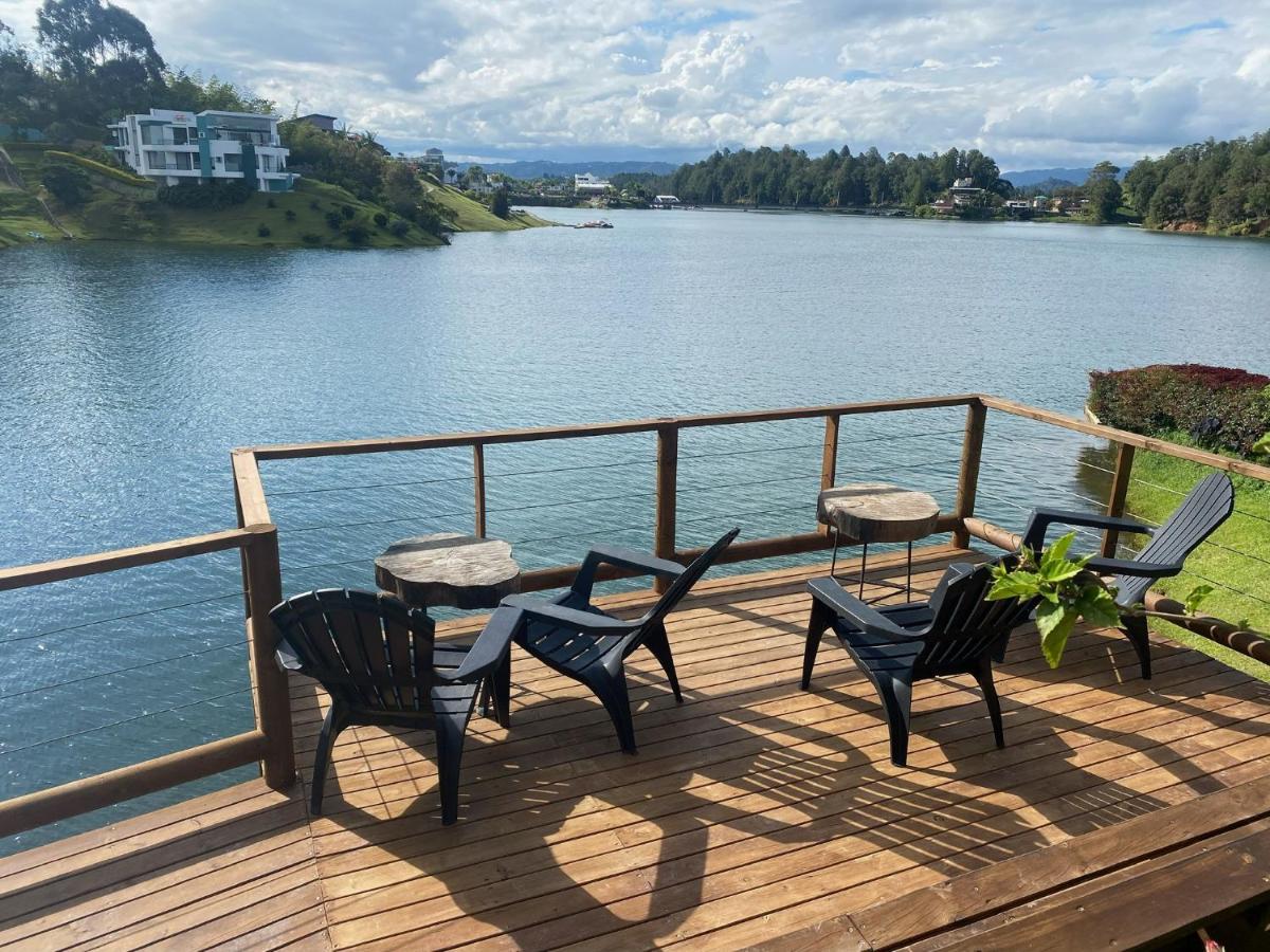 Ecolodge Bahia Del Penon Guatapé Eksteriør bilde