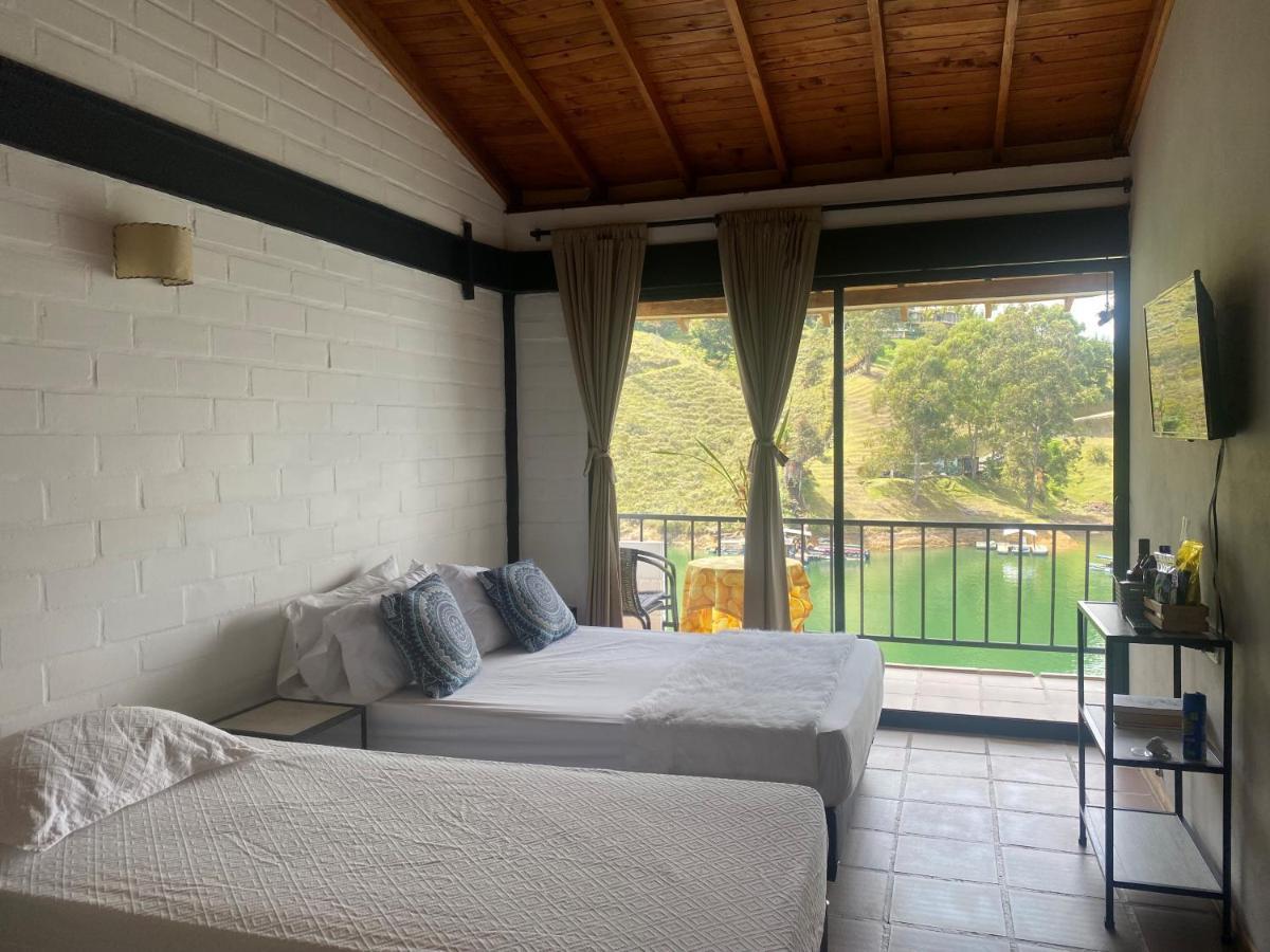 Ecolodge Bahia Del Penon Guatapé Eksteriør bilde