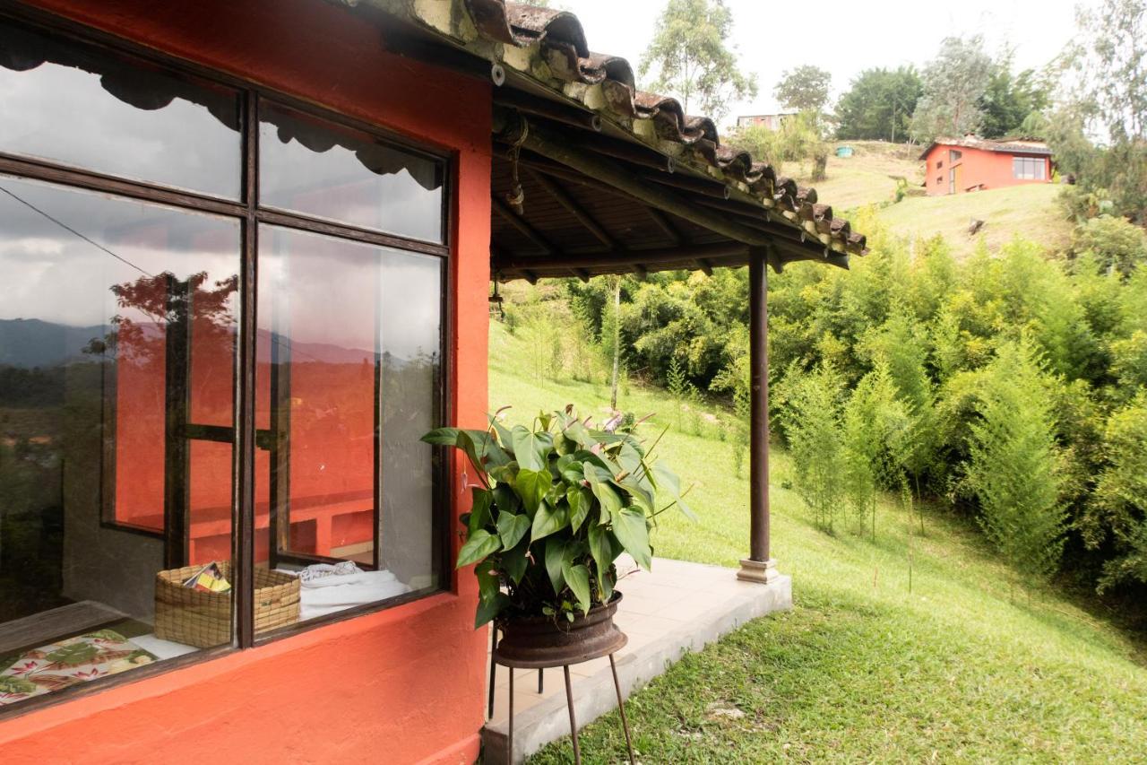 Ecolodge Bahia Del Penon Guatapé Eksteriør bilde