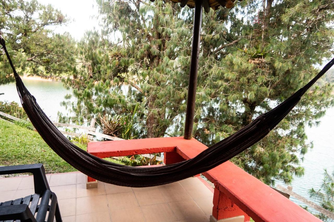 Ecolodge Bahia Del Penon Guatapé Eksteriør bilde